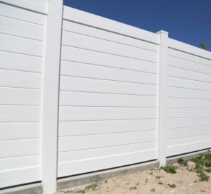 Horizontal White Vinyl Fence Installed in Etobicoke